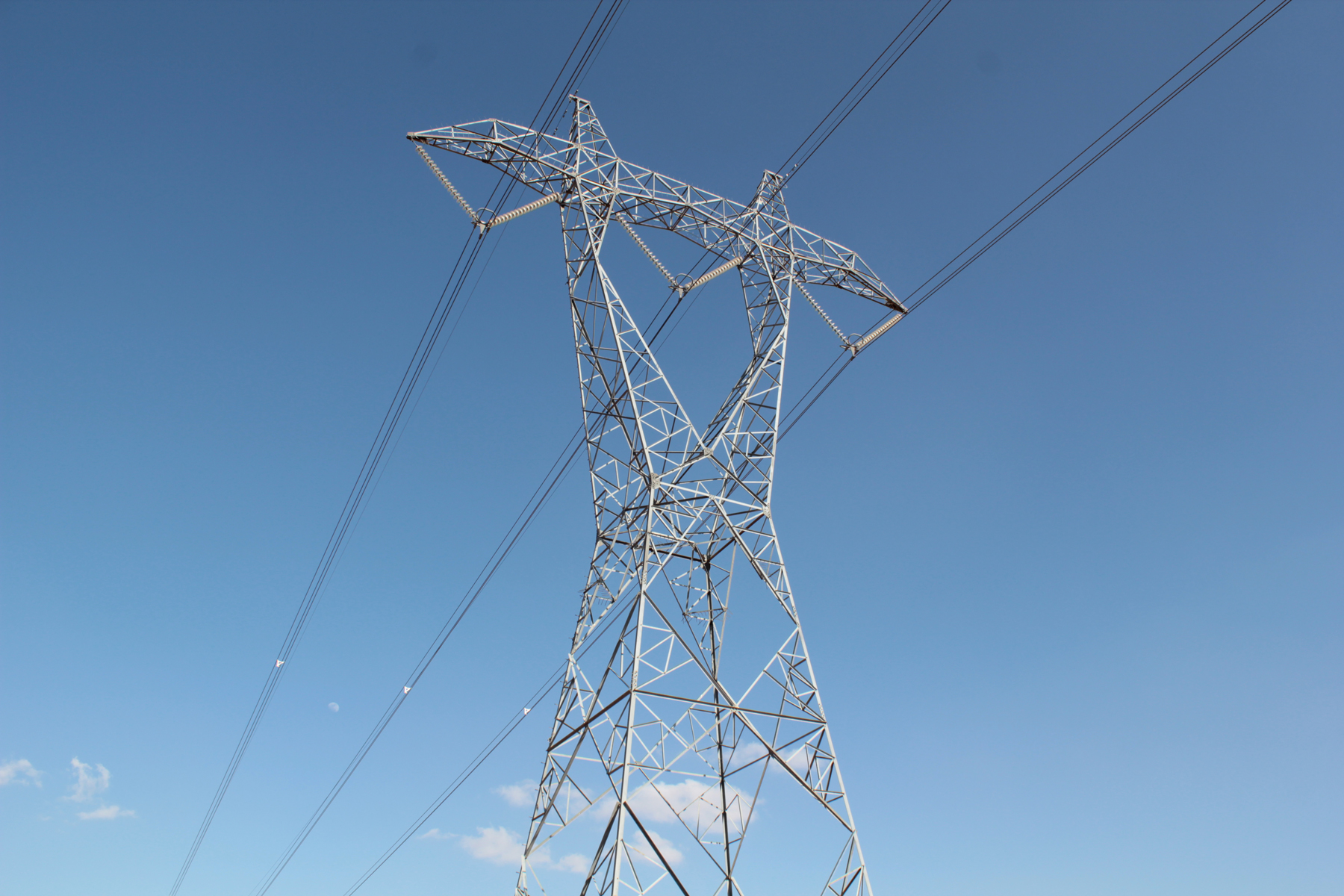 Enerji Nakil Hattı Direkleri